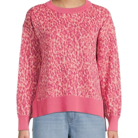 Sweaters - 💥SALE💥Time And Tru Sweater, Large, Pink Leopard Print